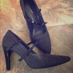 Dana Buchman Heels